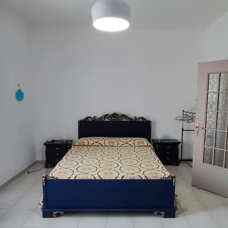 בית הארחה Petite Etoile SantʼAgata di Militello